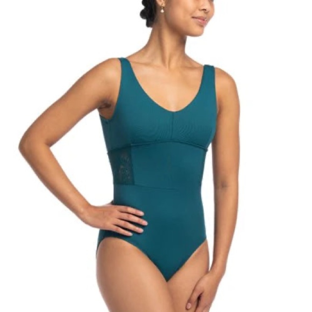 Ainsliewear Leo